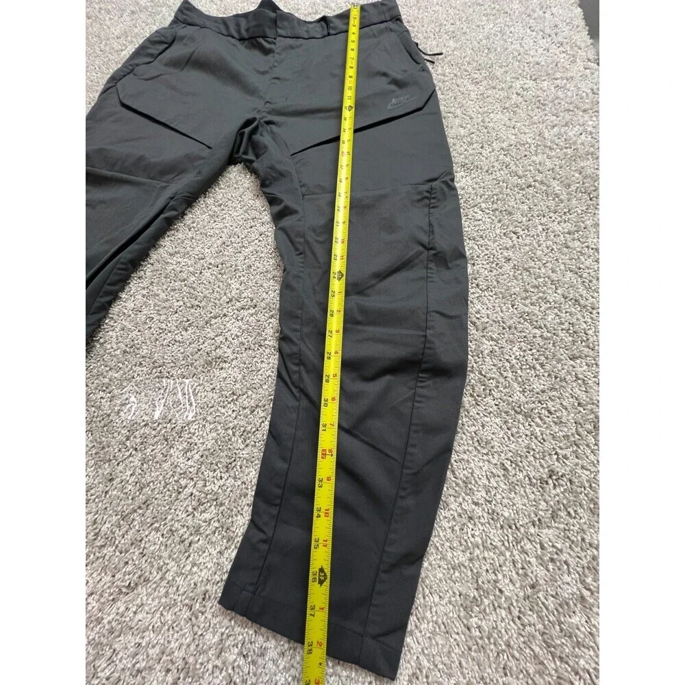 Nike Mens Athletic Pants Black Tapered Lightweight Training Joggers 38